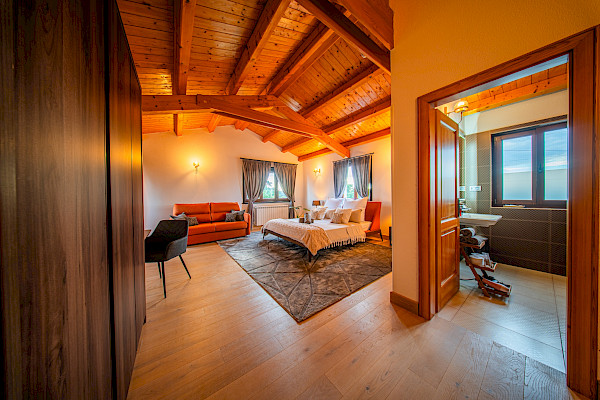 Terracota room